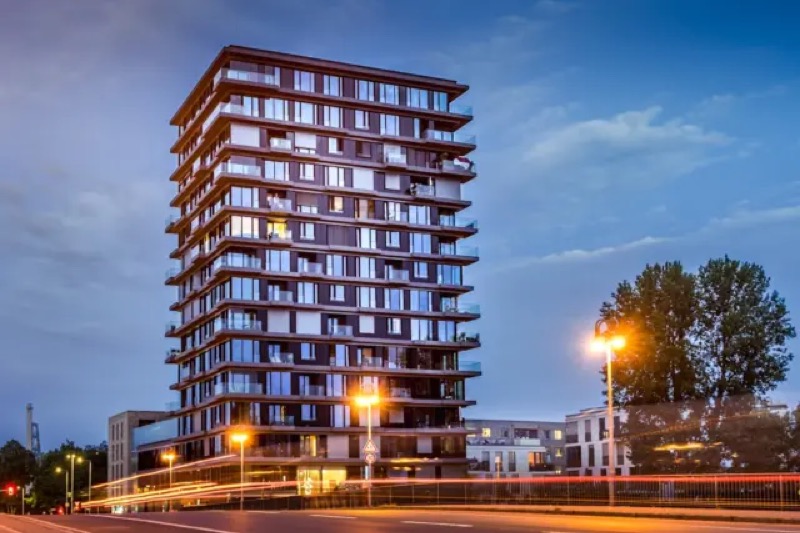 "When the city lights begin to twinkle and the windows come alive, you know it's a beautiful evening in the urban jungle